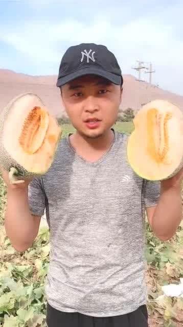 阿峰哥吃哈密瓜的视频,阿峰哥畅享哈密瓜美味时光