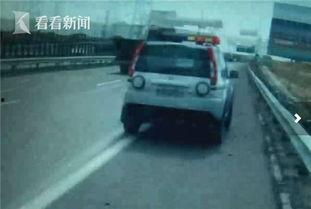 吃瓜大学生看警察视频,吃瓜大学生眼中的执法瞬间